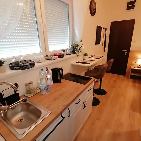 Mohacs Korona Apartman Exterior foto