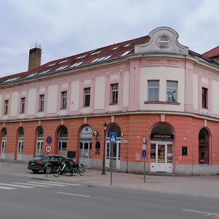 Mohacs Korona Apartman Exterior foto